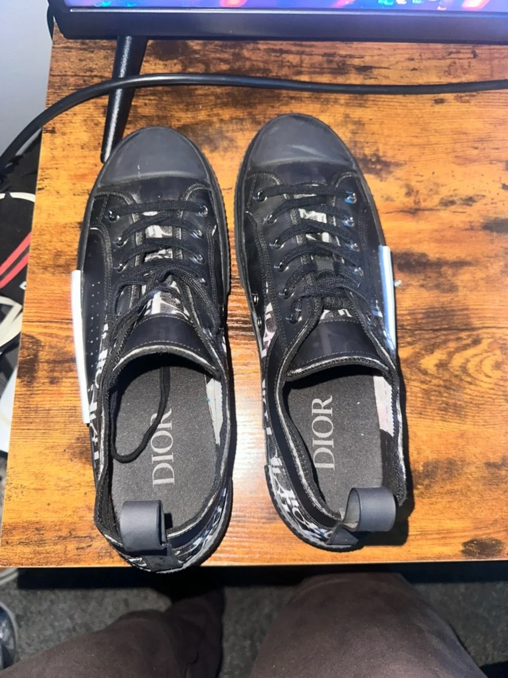 Dior Black Low-Top Logo Panel Sneakers - Picture 5 of 5